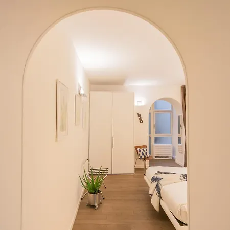 Residenza Art Design In By Rent 科莫