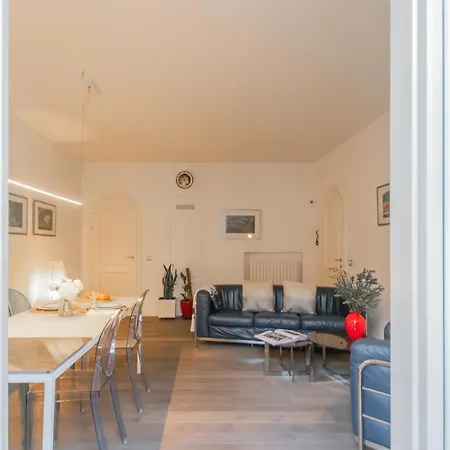 Residenza Art Design In By Rent *