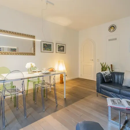 Residenza Art Design In By Rent Como