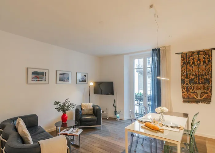 Residenza Art Design In By Rent * Como