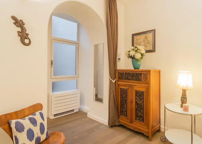 Residenza Art Design In By Rent Côme