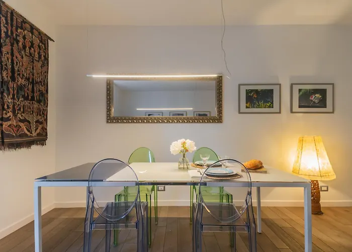 Residenza Art Design In By Rent Côme